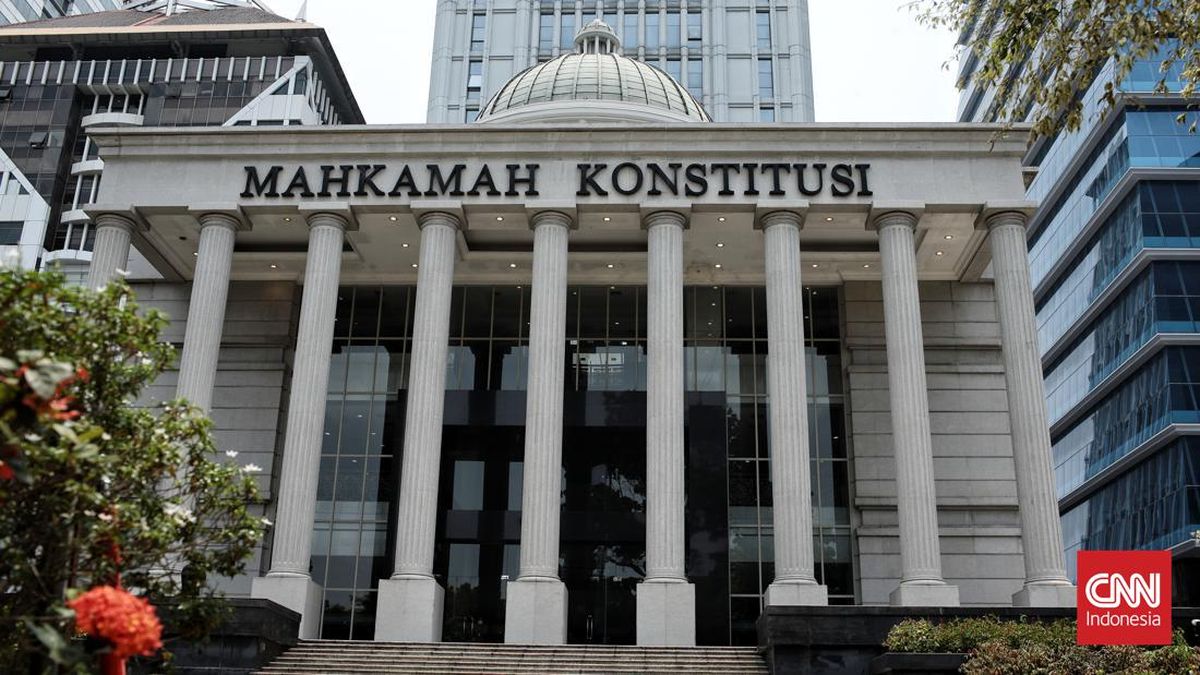 Pakar Nilai DPR Panik Pemilu Dipisah, MK Terancam Digembosi