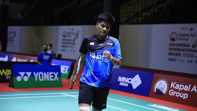 Kabid Humas Polda Jawa Tengah Kombes Iqbal Alqudusy mengungkap kronologi kecelakaan maut yang menewaskan pebulutangkis muda Indonesia, Syabda Perkasa Belawa.