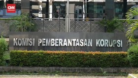 VIDEO: Ketua IPW Diperiksa KPK Terkait Gratifikas Wamenkumhan