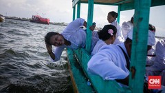 FOTO: Melasti, Sucikan Diri Jelang Nyepi