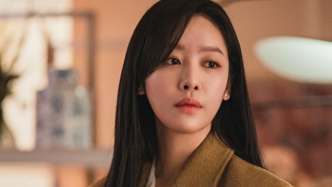 Intip Gaya Cha Joo Young Yang Bisa Kamu Tiru Untuk Ootd Ke Kantor