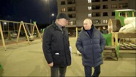 FOTO: Momen Putin ke Mariupol saat ICC Perintahkan Menangkapnya