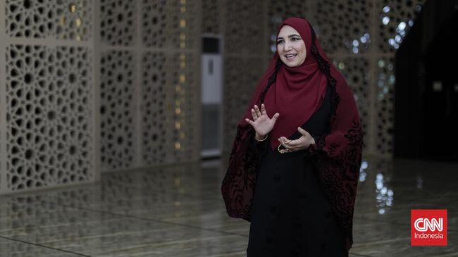 Pada episode ke-25, TAJIL berbicara tentang kesetaraan gender. Bagaimana Islam menyikapi kesetaraan gender?