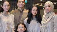 <p>Kita doakan, semoga Shaista tumbuh menjadi anak yang berprestasi dan selalu membanggakan kedua orang tuanya ya, Bunda. (Foto: Instagram @rio.stokhorst)</p>