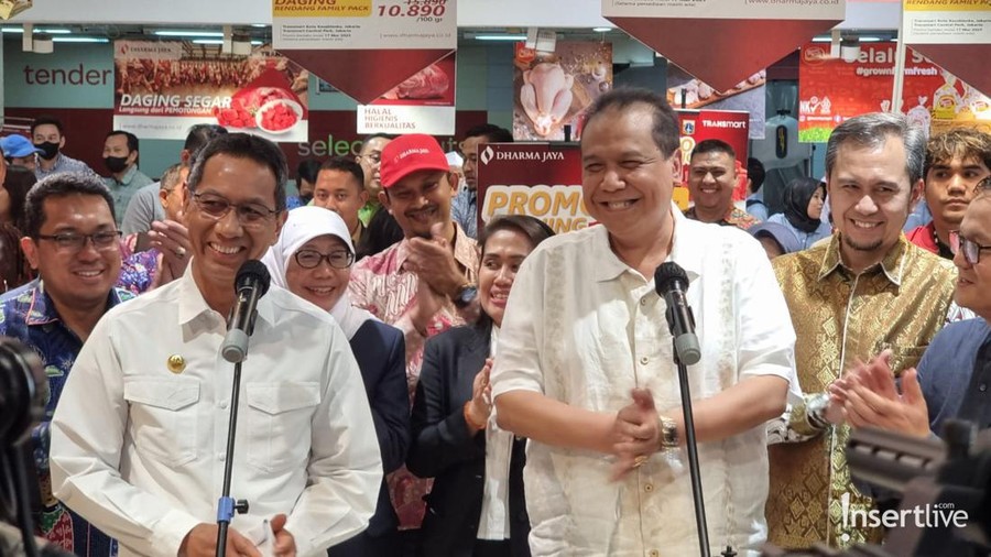 Momen BUMD DKI & Chairul Tanjung Buka Gerai Daging Segar di Transmart
