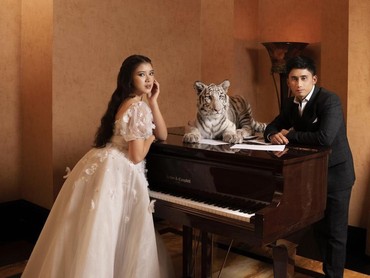 img-title Terpopuler: Isi Chat Mesra Tiara ke Alshad Vs Fakta Gugatan Cerai Irish Bella