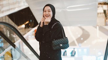 img-title Dinda Hauw Kena Kamera Wartawan, Bentuk Mata dan Hidung Disorot