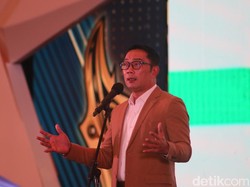 Sorotan RK soal Kasus Staycation Jadi Syarat Kontrak Kerja