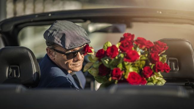 Survei yang dilakukan oleh situs dating Seeking Arrangement menunjukkan bahwa Indonesia masuk ke dalam 10 negara dengan sugar daddy terbanyak di Asia.