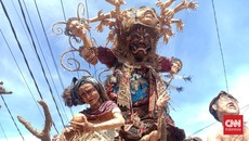 Ogoh-ogoh Nyepi dari Tanaman dan Pesan Kehancuran Akibat Perang