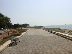Wisatawan Tanjung Lesung Bisa Bersantai, Tanpa... Pedagang Asongan!