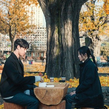 img-title 4 Tempat Wisata Korea yang Viral Setelah Muncul di Adegan Drakor, Terbaru Ada Lokasi Syuting The Glory!