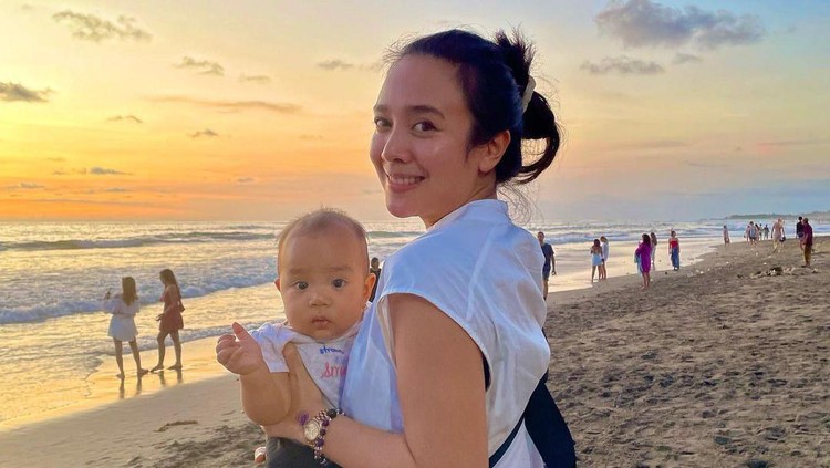 Potret Sanne Anak Dea Ananda