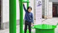 <p>Potretnya ketika masih gondrong yang dibagikan Ayudia juga membuat pangling Netizen nih, Bunda. "lha udh abg aja, gmn sik," tulis akun @dia*** di kolom komentar. (Sumber: Instagram @ayudiac)</p>