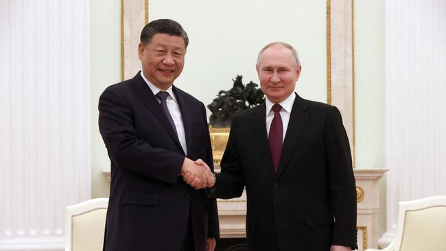 Putin dan Xi Jinping Mau Kuasai Dunia Lewat Teknologi AI