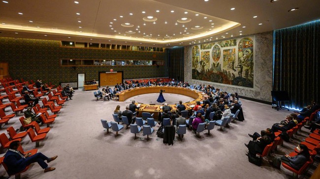 Perwakilan Rusia dan China ribut-ribut sengit dengan pihak AS dalam pertemuan Dewan Keamanan PBB membahas biang kerok rentetan uji coba rudal Korut
