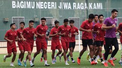FOTO: Latihan Pembuka Timnas Indonesia Jelang Lawan Burundi