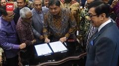 VIDEO: Perppu Ciptaker Resmi Disahkan DPR Jadi UU