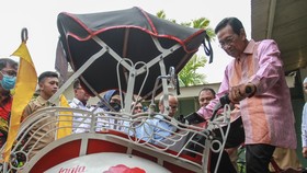 Sultan HB X Bakal Batasi Pemakaian Betor di DIY, Ganti Becak Listrik