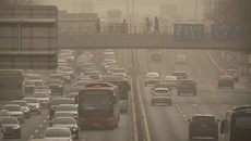 Beijing Diserbu Badai Pasir, Polusi Udara Melonjak ke Tingkat Bahaya