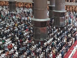 Niat Salat Tarawih Sebagai Makmum dan Imam, Lengkap dengan Tata Caranya