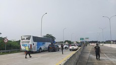 Pintu Tol Jatikarya Dibuka Lagi usai Diblokir Demo Warga 7 Jam Lebih