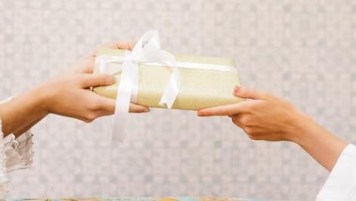 Berbagi di Bulan Ramadhan. Foto Freepik.com: Freepik