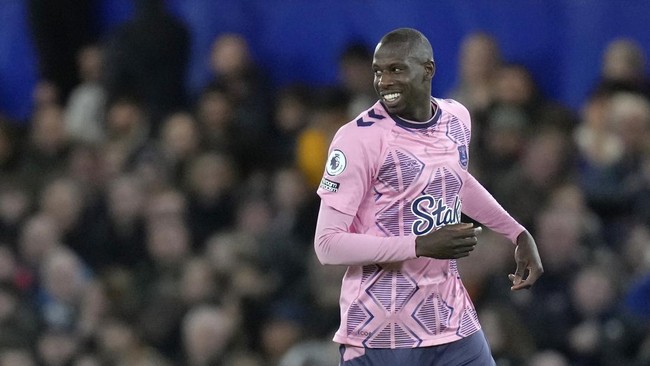 Berikut alasan kenapa banyak pemain muslim yang mengaku betah bermain di Premier League.