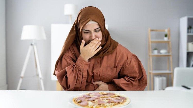 Ilustrasi Muslim Puasa Ilustrasi Muslim Puasa