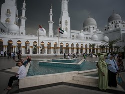 Rangkaian Acara Nuzulul Quran di Masjid Raya Sheikh Zayed Solo