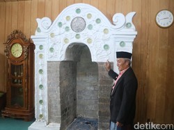 Makna di Balik Mihrab Masjid Sunan Muria Kudus yang Menjorok ke Dalam