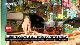 VIDEO: Siasat Pedagang di Kala Sepinya Pembeli Saat Ramadan