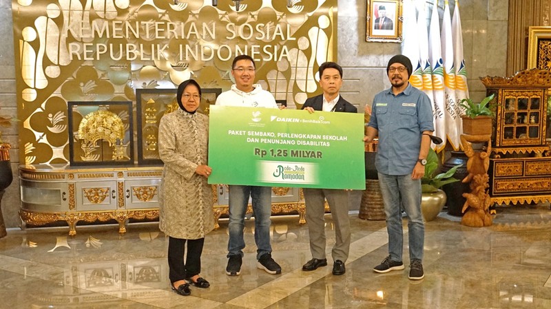PT Daikin Airconditioning Indonesia (DAIKIN) bersama Yayasan Benih Baik Indonesia
