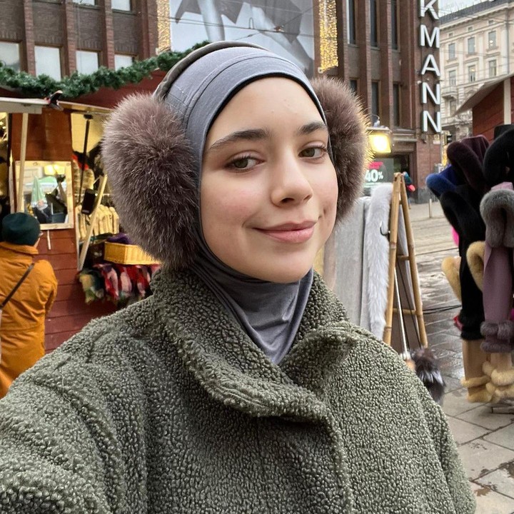 <p>Diketahui Isabel memiliki suara merdu dan sering membuat sebuah video dirinya saat bernyanyi. Bunda sudah pernah mendengar lagu yang ia nyanyikan? (Foto: Instagram @isabel.azhari)<br /><br /><br /></p>