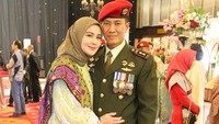 <p>Juliana Moechtar dinikahi oleh pria yang berprofesi sebagai perwira TNI itu pada 27 Mei 2022 lalu. Pernikahan mereka menjadi lembaran baru di hidup mereka. (Foto: Instagram @julianamoechtar)</p>