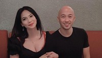 <p>Aktris Kinaryosih menjalani peran sebagai istri sejak menikah pada Maret 2011 silam. Kala itu, ia dipersunting oleh pria bule bernama Brett Money. (Foto: Instagram @kinaryosihmoney)</p>