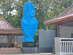 Terpopuler: Patung Bunda Maria di Kulonprogo Ditutup Terpal