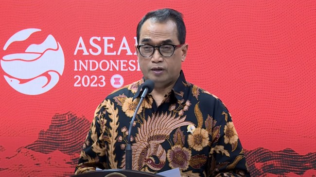 Menteri Perhubungan (Menhub) Budi Karya Sumadi ditunjuk menjadi menteri PUPR ad interim menggantikan Basuki Hadimuljono.
