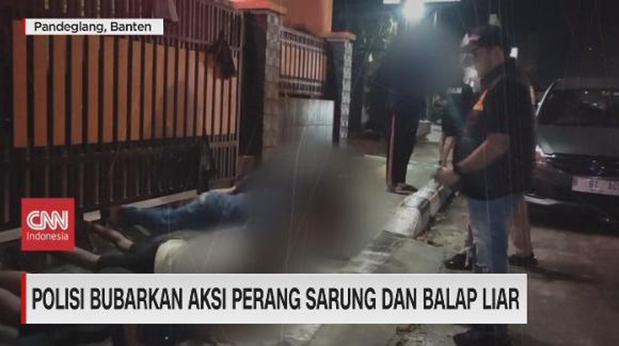 VIDEO: Polisi Bubarkan Aksi Perang Sarung Dan Balap Liar