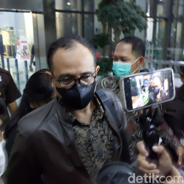 Diduga Terlibat Kasus Pencucian Uang, Artis Inisial R Disebut Orang Kaya Baru