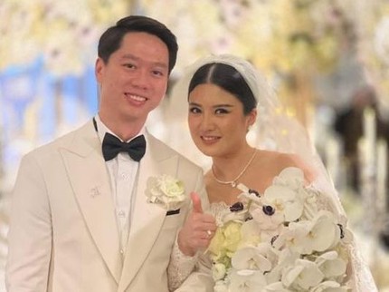 7 Potret Pernikahan Valencia Tanoesoedibjo & Kevin Sanjaya di Paris, Dihadiri Vidi Aldiano
