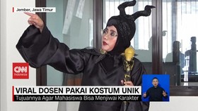 VIDEO: Viral Dosen Pakai Kostum Unik Dunia Perfilman