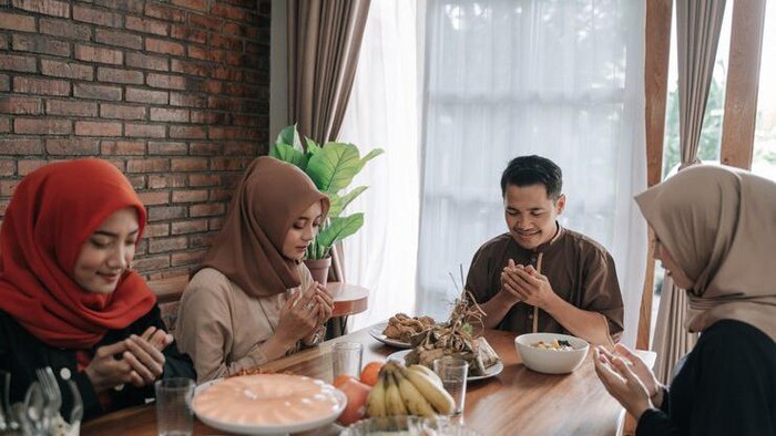 img-title Tradisi Unik Berbuka Puasa di Berbagai Negara yang Sayang Dilewatkan!