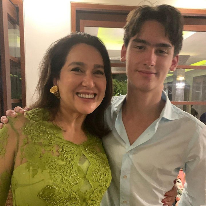 <p>Kiran memiliki garis keturunan Jepang dari sang Bunda dan Belanda dari ayahnya. Banyak netizen menyebut, paras tampan Kiran adalah blasteran perpaduan kedua orang tuanya. (Foto: Instagram @kartikasoekarnofoundation)</p>
