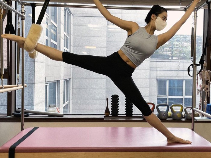 Kang Sora lakukan beragam olahraga/Foto: reveramess_