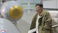 Kim Jong Un Pantau Uji Coba Sistem Rudal Terbaru Korut, Bidik Seoul?