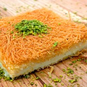 7 Jajanan Favorit Khas Timur Tengah Ini Bisa Jadi Menu Rekomendasi Saat Berbuka Puasa, Mau Coba Salah Satunya?