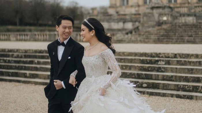 Kevin Sanjaya dan Valencia Tanoesoedibjo Menikah di Hotel Mewah di Paris, Ternyata Ini Kisaran Biaya Cateringnya! Kevin Sanjaya dan Valencia Tanoesoedibjo Menikah di Hotel Mewah di Paris, Ternyata Ini Kisaran Biaya Cateringnya!