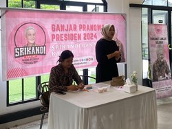Relawan Srikandi Ganjar Gelar Pelatihan Menghias Cupcake di Pontianak