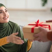 Punya Kebiasaan Senang Berbagi Ternyata Salah Satu Tanda kalau Kamu Cerdas, Begini Penjelasan dari Sisi Psikologi